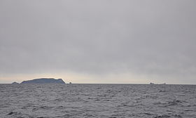 Les îles Evout prises du nord dans la baie Nassau.