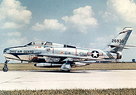 F-84F Thunderstreak.jpg