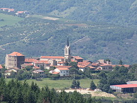 Le village de Farnay, vu depuis le hameau du Ban