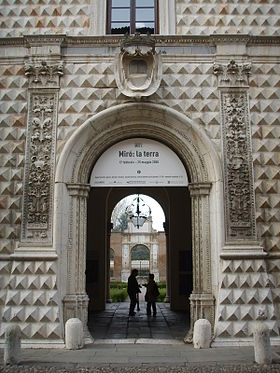 Image illustrative de l'article Palazzo dei Diamanti