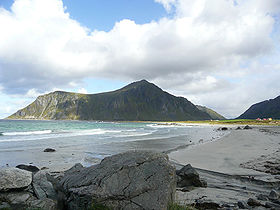 Paysage de Flakstadsanden, sur la côte nord de Flakstadøya.