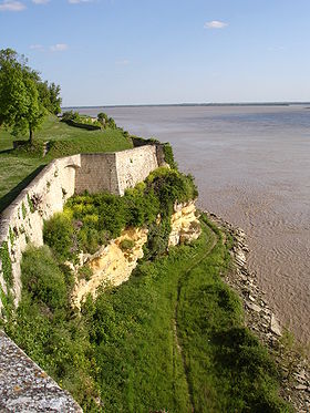 Citadelle de Blaye dominant l'estuaire de la Gironde
