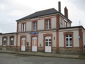 Gare SNCF La Brohinière.JPG