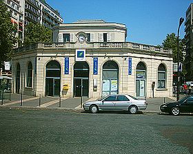 Gare de Courcelles-Levallois.jpg