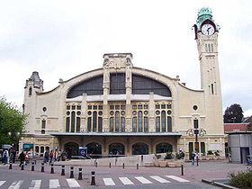 La façade de la gare