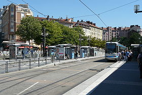 Gares (tramway de Grenoble).JPG
