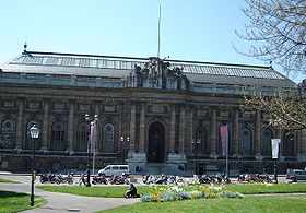 Façade principale du Musée d'art et d'histoire