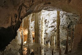 Image illustrative de l'article Grottes de Frasassi