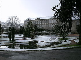 Le parc du musée de la Sénatorerie.