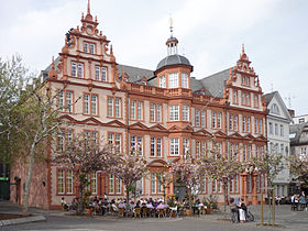 Image illustrative de l'article Hôtel "Zum Römischen Kaiser"