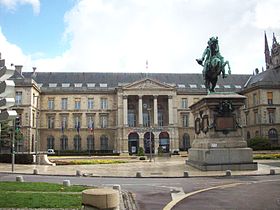 Hôtel de ville Rouen3.JPG