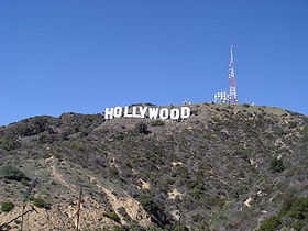 Le panneau Hollywood sur le versant sud du mont Lee