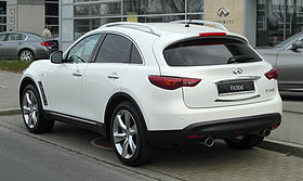 Infiniti FX30d S (S51) – Heckansicht, 12. März 2011, Düsseldorf.jpg