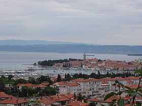 La vieille ville d'Izola et le golfe de Trieste.
