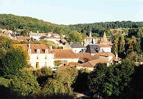 Javerlhac avec l'église et le château