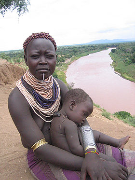 Karo woman and child.jpg