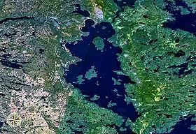Le lac Piaozero vu de l'espace.