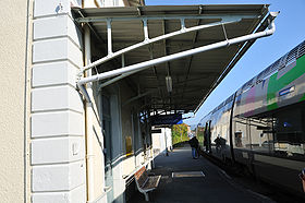 Lamure-sur-Azergues gare 1.jpg
