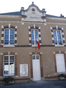 La façade de la mairie du Poislay.