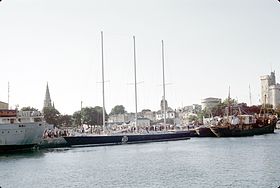 Le voilier de course Vendredi 13 à La Rochelle (1972)