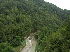 Canyon sur la rivière Gradac près de Lelić