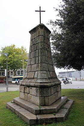 Lorient - monument expiatoire avenue de la Perrière.jpg