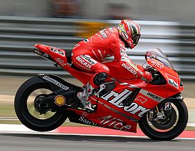 Loris Capirossi MotoGP China 2007.jpg