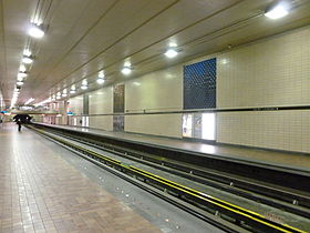 Métro Saint-Laurent 2.jpg