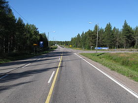 La E63 près de Kemijärvi