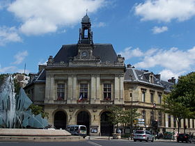 Façade de la mairie du 20e arrondissement