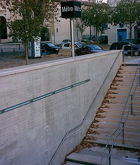 Metro Marseille ligne 1 station Saint Barnabe.JPG