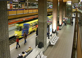 Quais de la station « De Brouckère »