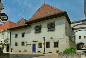 La prison de Mikluš est l'un des rare bâtiment de style gothique conservé à Košice