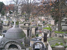 Monmartre Cemetery.JPG