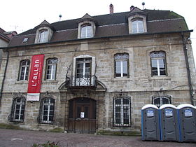 Façade principale de l'Hôtel Sponeck