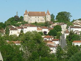 Montmoreau et son château