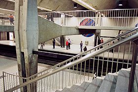 Montreal metro peel interior.jpg