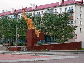 Krasnotourinsk : monument aux Morts pour le régime soviétique aux mains des partisans de Koltchak.
