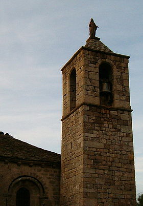 Clocher de l'église, centre de la commune