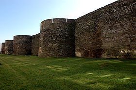 Remparts de la muraille romaine de Lugo.