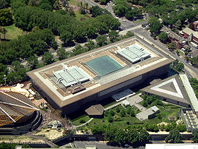 National Gallery of Victoria from Eurkea Tower.jpg