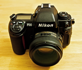Image illustrative de l'article Nikon F100
