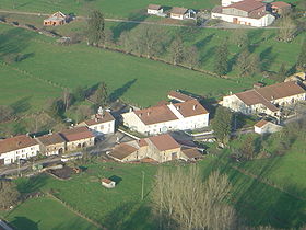 Vue aérienne du centre du village