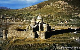 Monastère arménien Saint-Thaddée.39° 05′ 32″ N 44° 32′ 40″ E / 39.092341, 44.544539