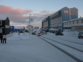 Aqqusinersuaq, l'avenue principale de Nuuk