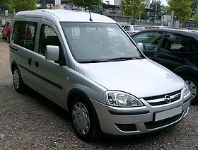 Opel Combo front 20071002.jpg
