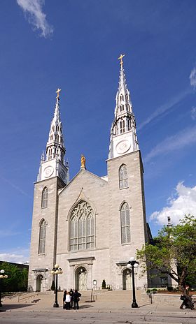 La basilique-cathédrale Notre-Dame d’Ottawa.