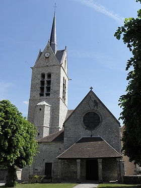 Façade occidentale de l'église Sainte-Marie-Madeleine.