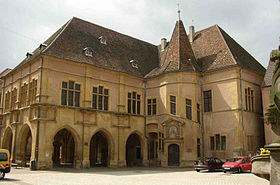 Le Palais de la Régence, construit à la Renaissance, abrite aujourd'hui un musée.