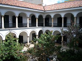 Patio Museo Botero Bogota.JPG